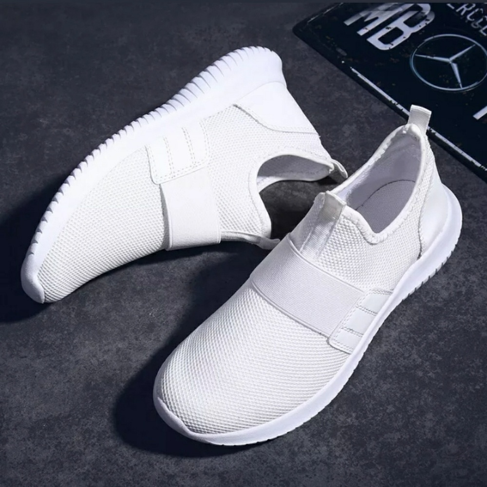 Sport running shoes
